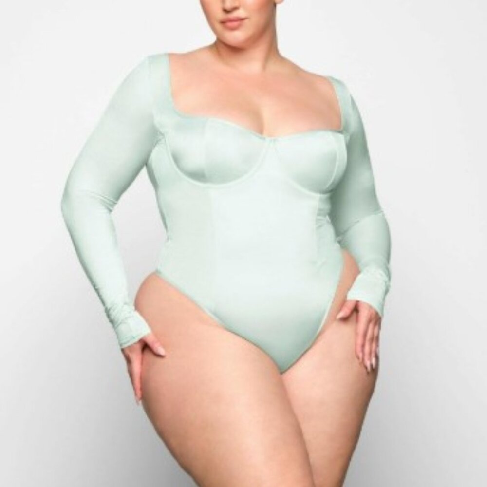 SKIMS Glissenette Long Sleeve Bodysuit Ice XL NWT